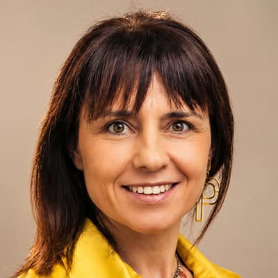 Ritratto del notaio Paola Campanile