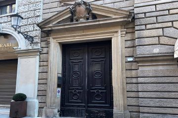 Entrata sede di Padova del Notaio Carraretto